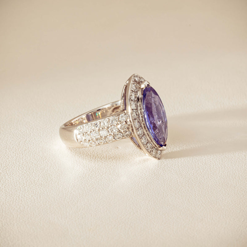 Deja Vu 18ct White Gold 2.20ct Tanzanite & Diamond Ring