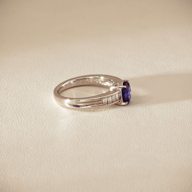 Deja Vu Platinum 1.19ct Oval Sapphire & Diamond Ring - Ring - Walker & Hall