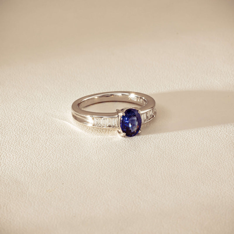 Deja Vu Platinum 1.19ct Oval Sapphire & Diamond Ring - Ring - Walker & Hall