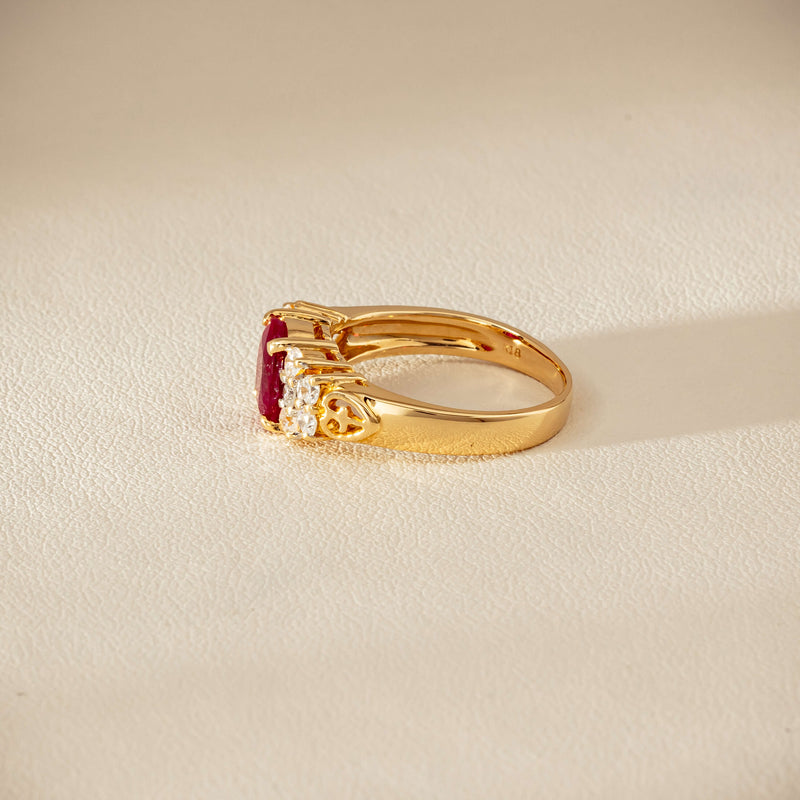 Deja Vu 18ct Yellow Gold 1.36ct Ruby & Diamond Ring