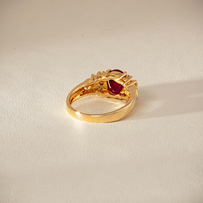 Deja Vu 18ct Yellow Gold 1.36ct Ruby & Diamond Ring