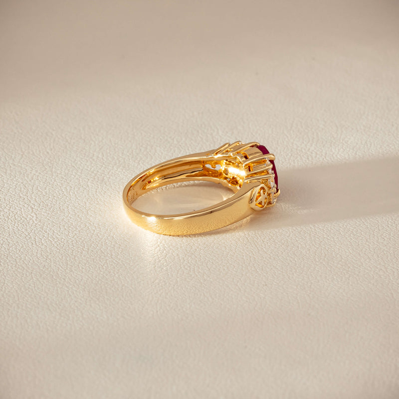 Deja Vu 18ct Yellow Gold 1.36ct Ruby & Diamond Ring