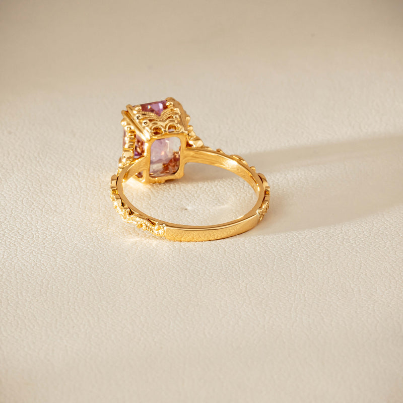 18ct Yellow Gold Kunzite & Diamond Romanov Ring