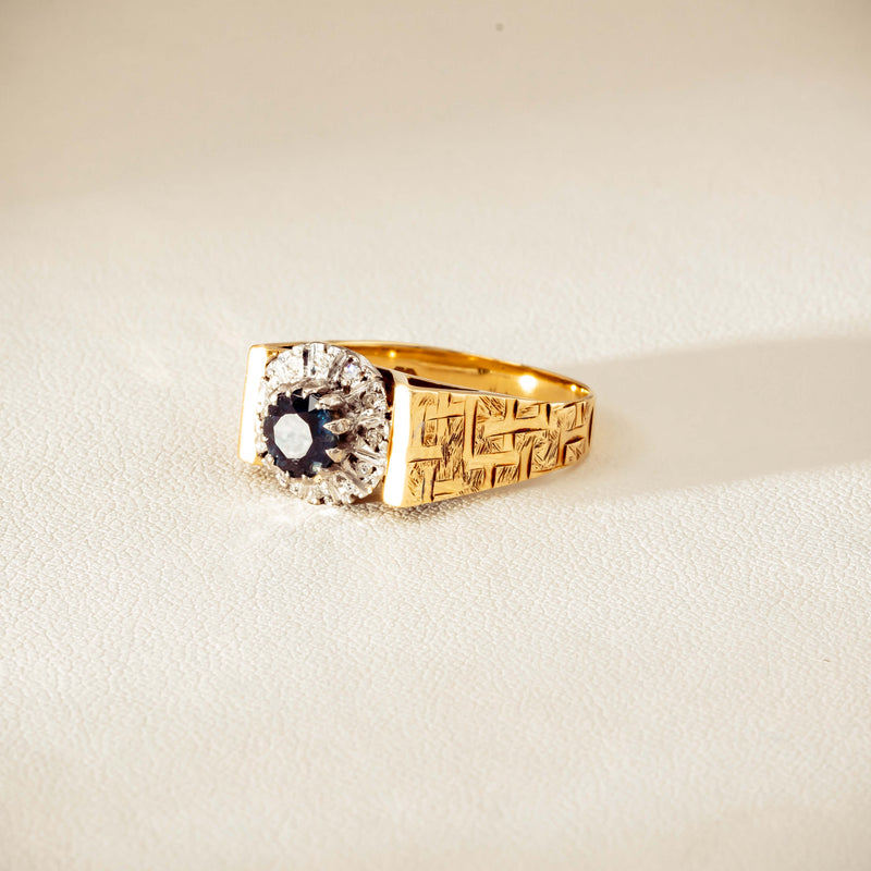 Vintage 18ct Yellow Gold Sapphire & Diamond Cluster Ring
