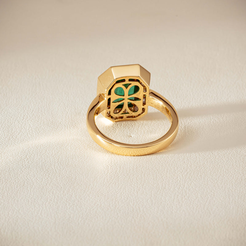 18ct Yellow Gold 2.26ct Emerald & Diamond Halo Ring