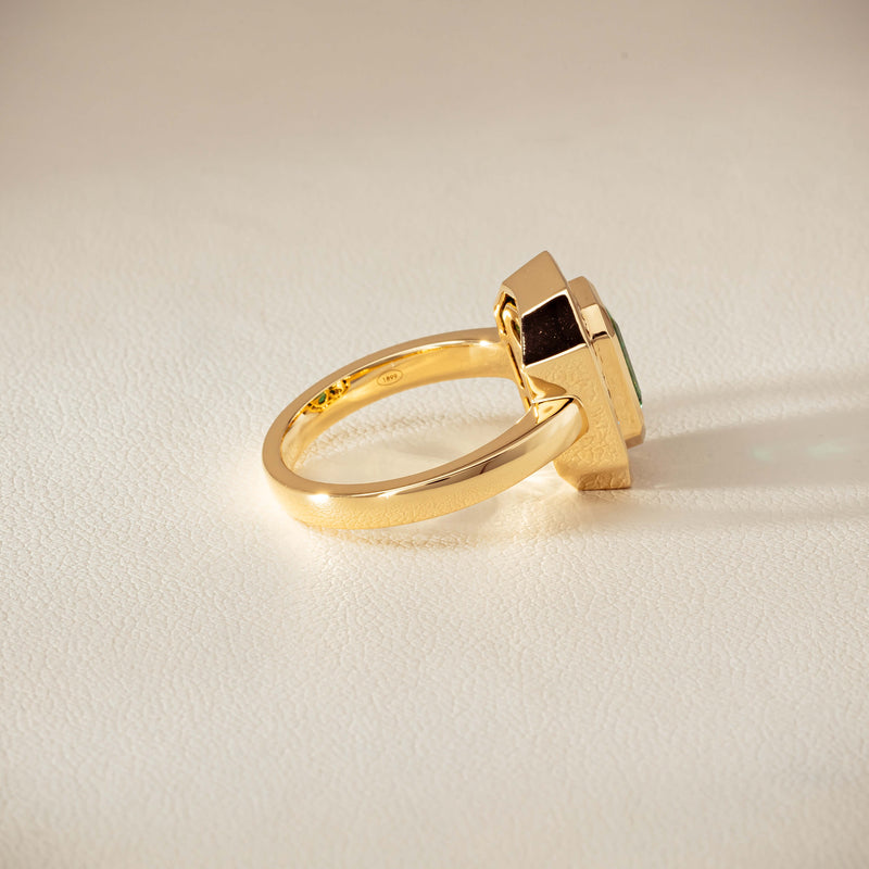 18ct Yellow Gold 2.26ct Emerald & Diamond Halo Ring