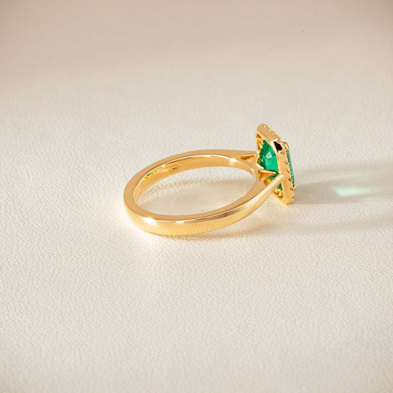 18ct Yellow Gold 1.38ct Emerald & Diamond Nina Ring