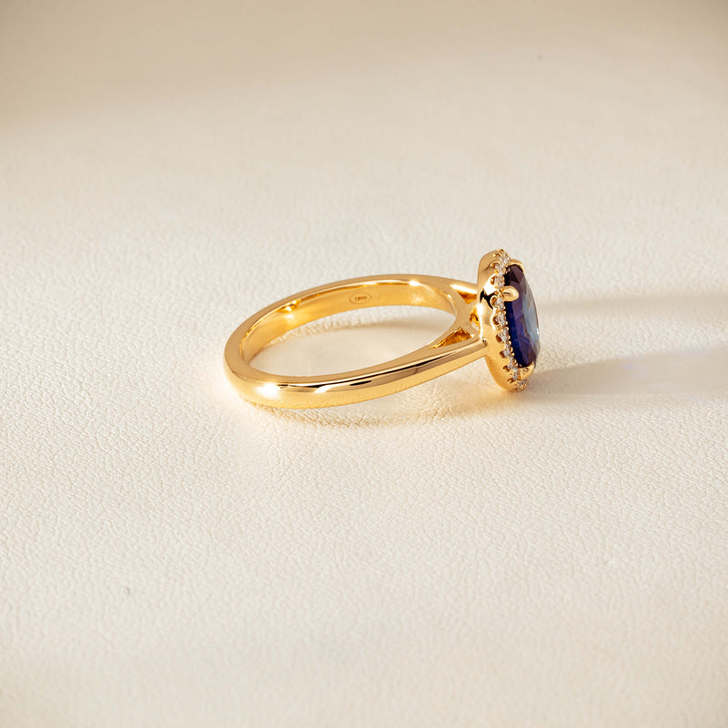 18ct Yellow Gold 1.62ct Sapphire & Diamond Nina Ring