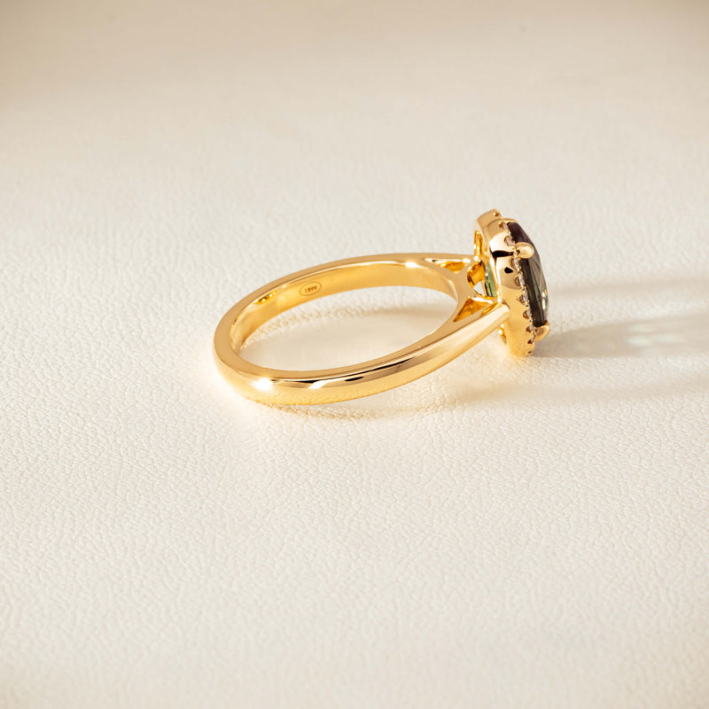 18ct Yellow Gold 2.37ct Green Sapphire & Diamond Nina Ring