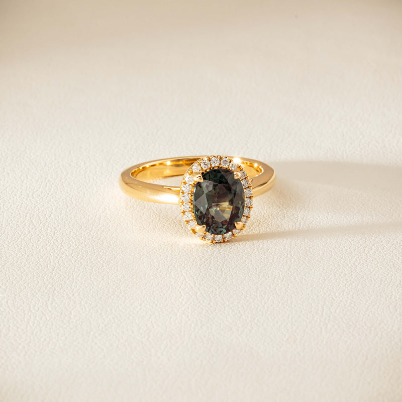 18ct Yellow Gold 2.37ct Green Sapphire & Diamond Nina Ring