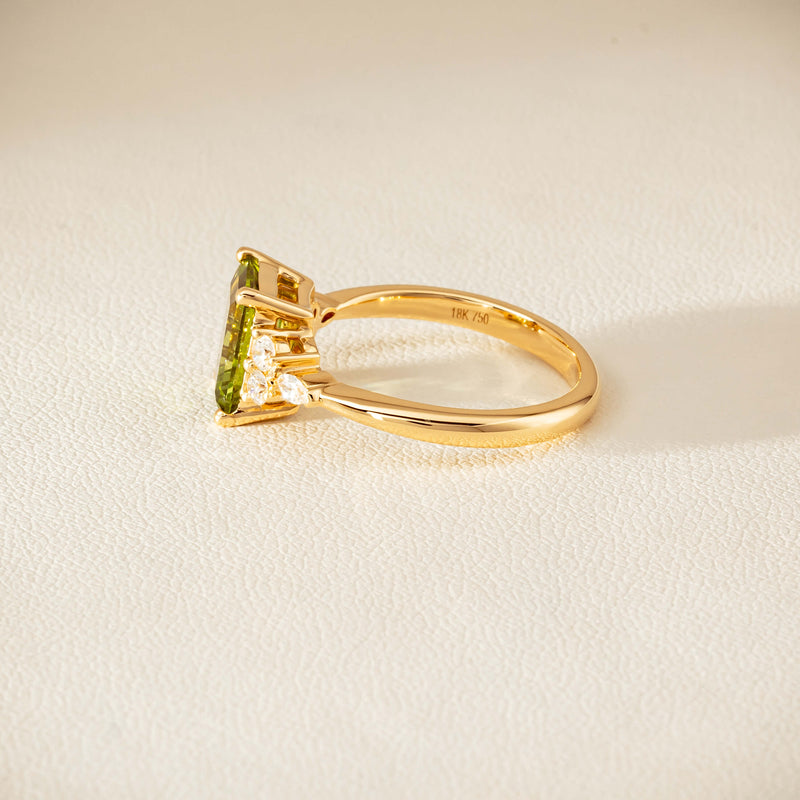18ct Yellow Gold 2.20ct Peridot & Diamond Oriana Ring