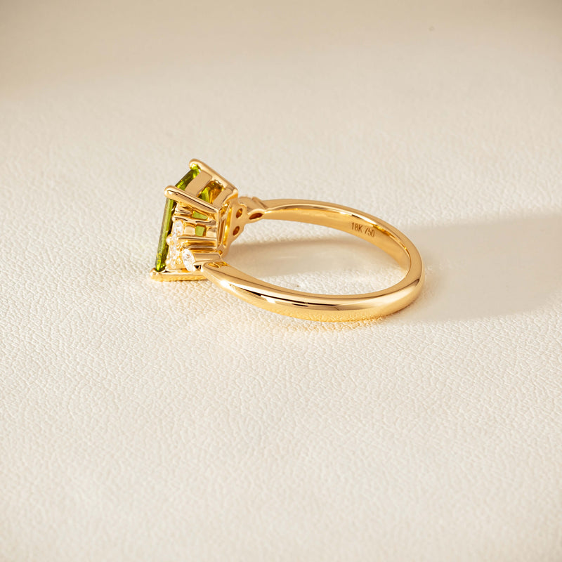 18ct Yellow Gold 2.20ct Peridot & Diamond Oriana Ring