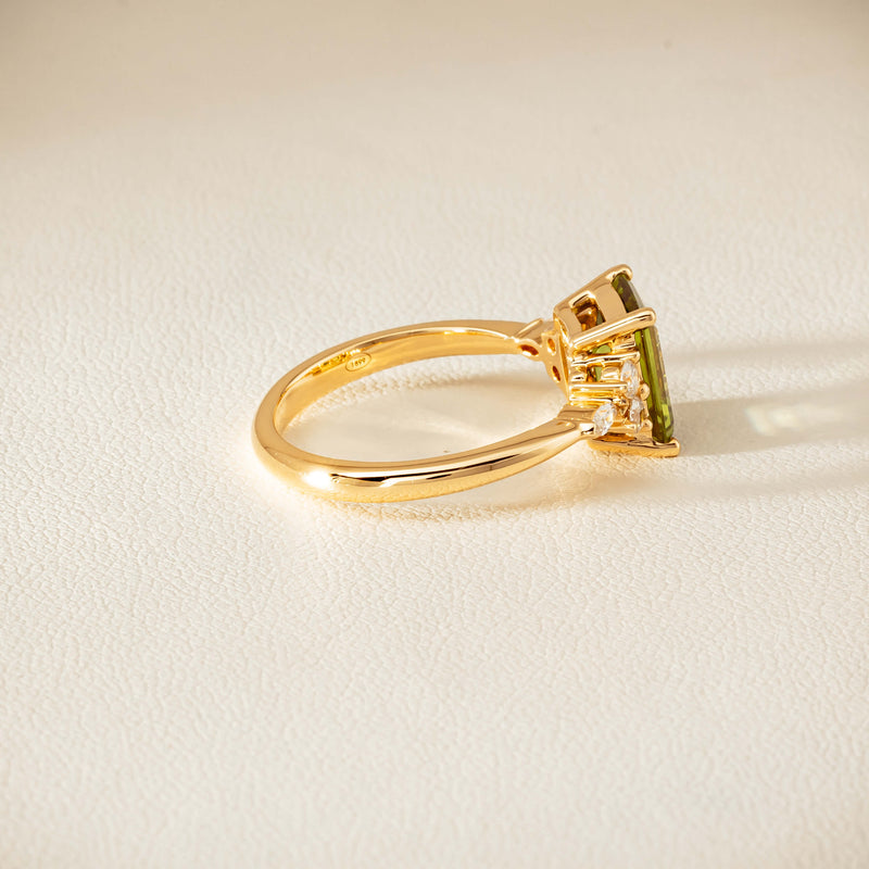 18ct Yellow Gold 2.20ct Peridot & Diamond Oriana Ring