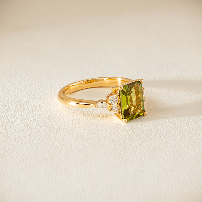 18ct Yellow Gold 2.20ct Peridot & Diamond Oriana Ring