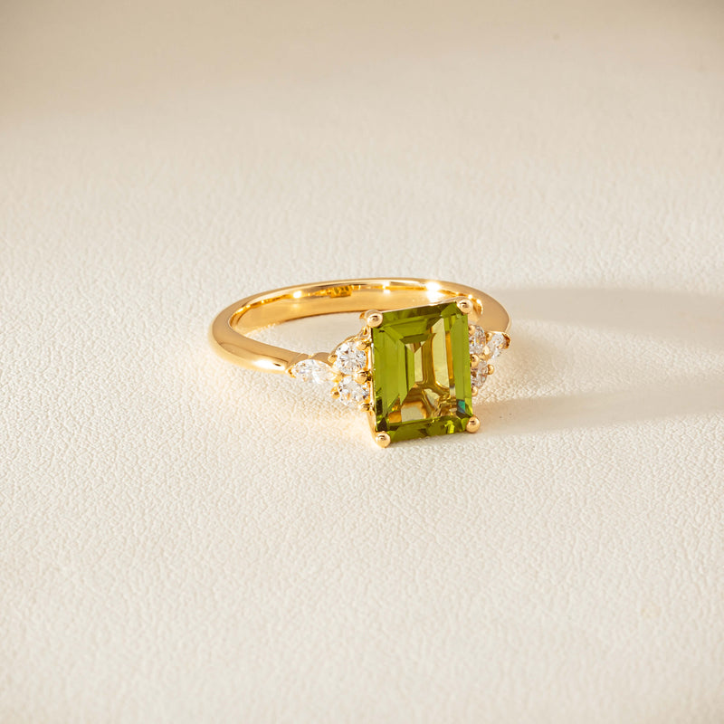 18ct Yellow Gold 2.20ct Peridot & Diamond Oriana Ring