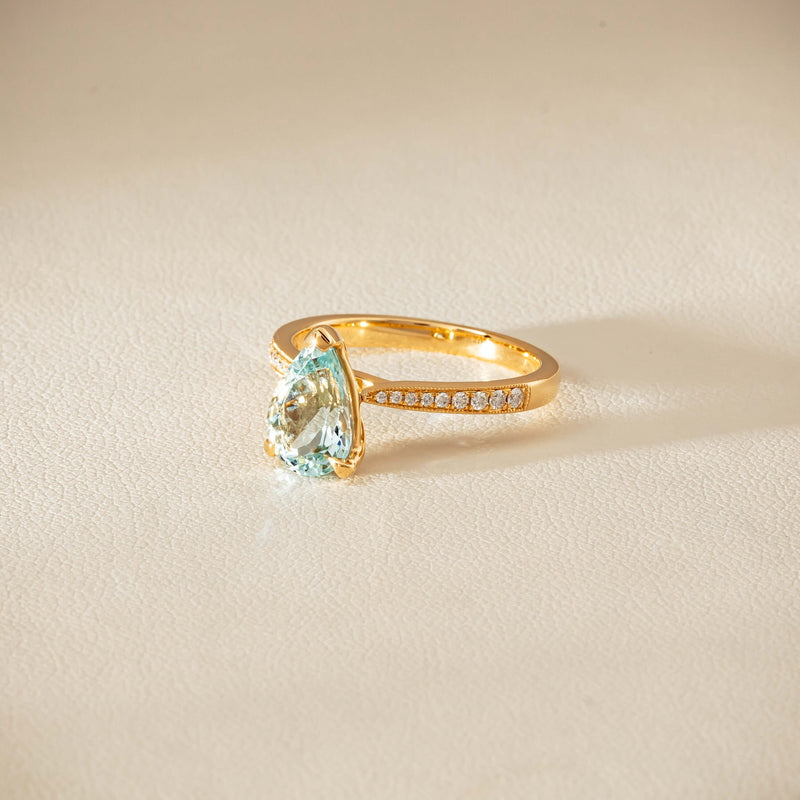 18ct Yellow Gold 1.78ct Aquamarine & Diamond Zenith Ring - Ring - Walker & Hall