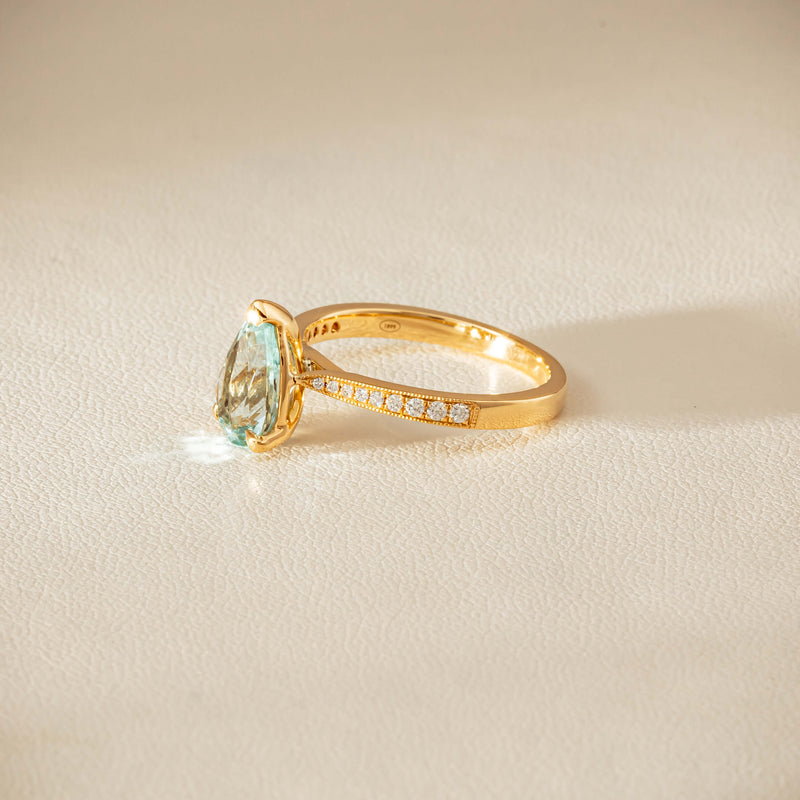 18ct Yellow Gold 1.78ct Aquamarine & Diamond Zenith Ring - Ring - Walker & Hall