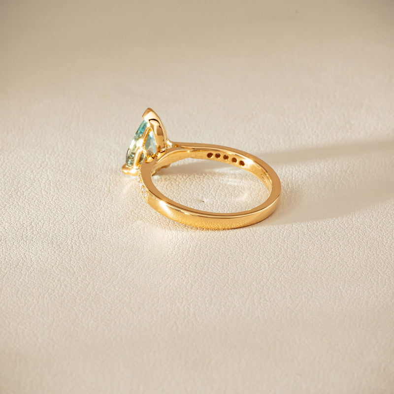 18ct Yellow Gold 1.78ct Aquamarine & Diamond Zenith Ring - Ring - Walker & Hall