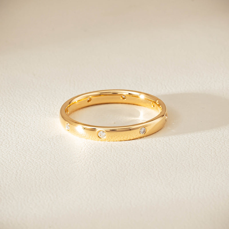 18ct Yellow Gold Diamond Lucky Band - Ring - Walker & Hall