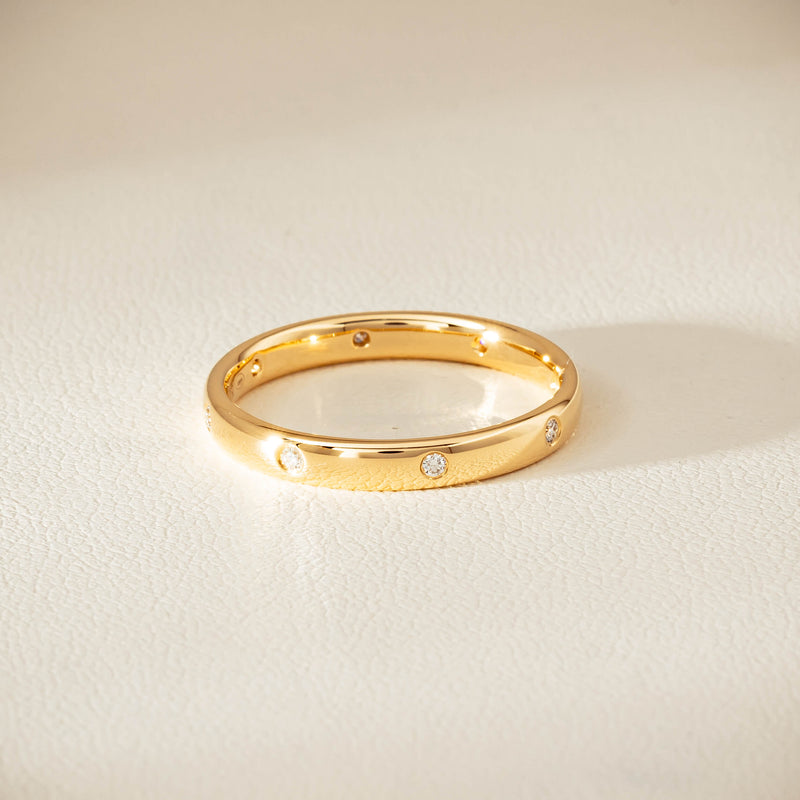 18ct Yellow Gold Diamond Lucky Band - Ring - Walker & Hall