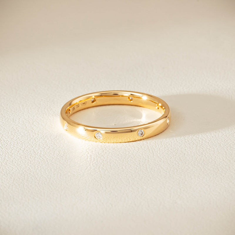 18ct Yellow Gold Diamond Lucky Band - Ring - Walker & Hall