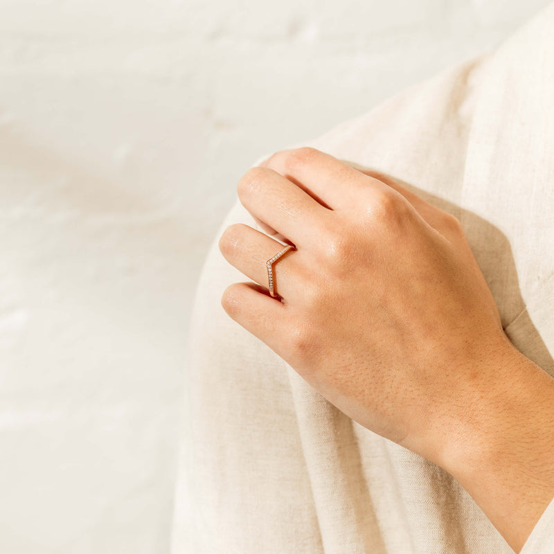 14ct Rose Gold Diamond Chevron Band