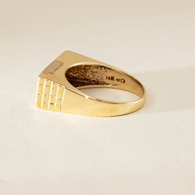 Deja Vu 14ct Yellow Gold .22ct Diamond Signet Ring