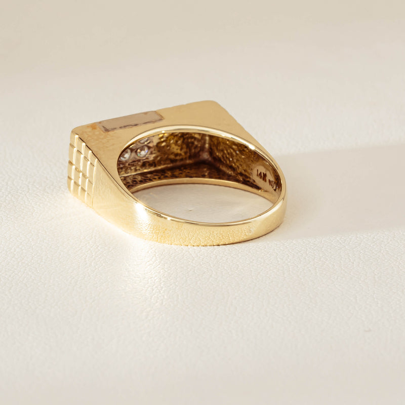 Deja Vu 14ct Yellow Gold .22ct Diamond Signet Ring