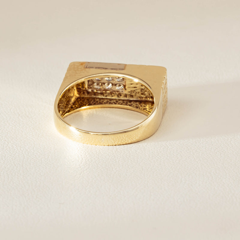 Deja Vu 14ct Yellow Gold .22ct Diamond Signet Ring