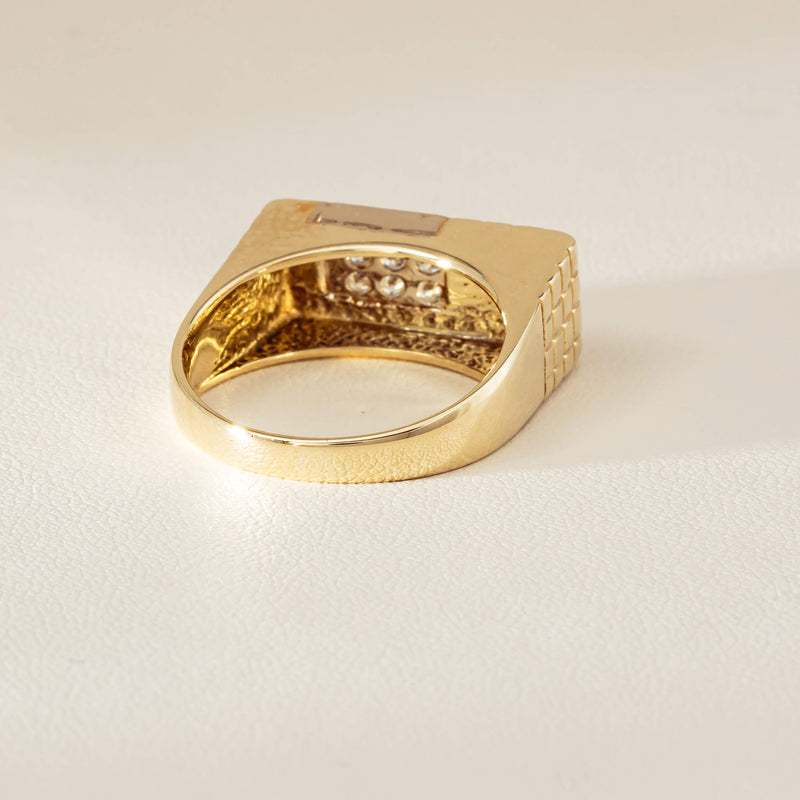 Deja Vu 14ct Yellow Gold .22ct Diamond Signet Ring