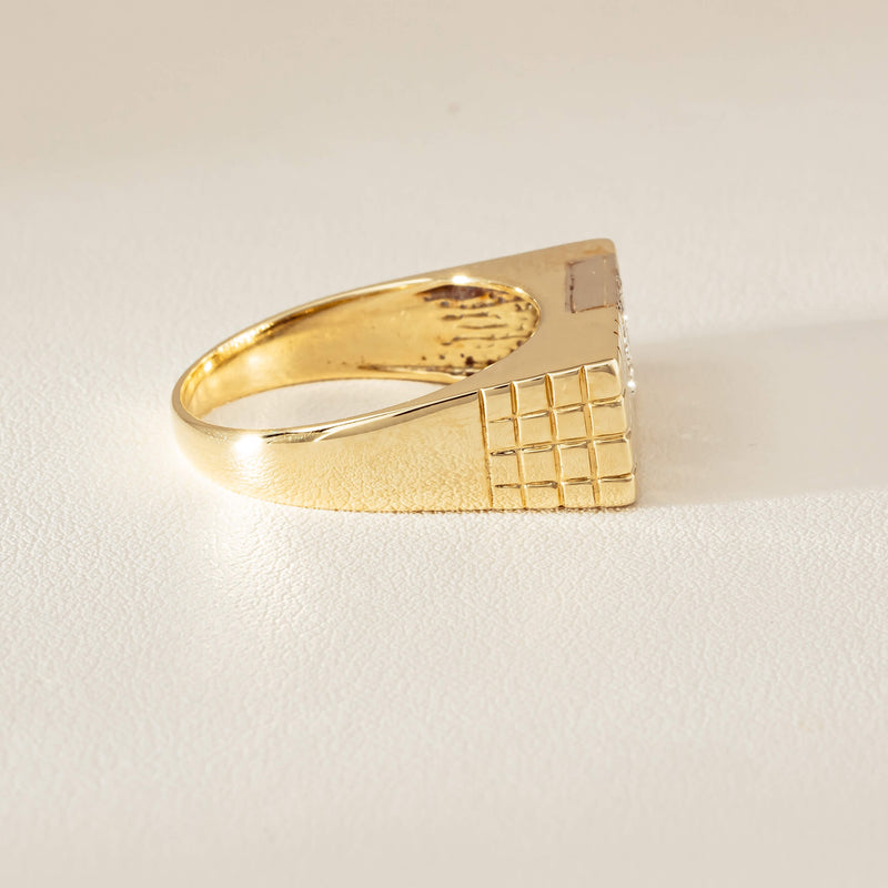 Deja Vu 14ct Yellow Gold .22ct Diamond Signet Ring