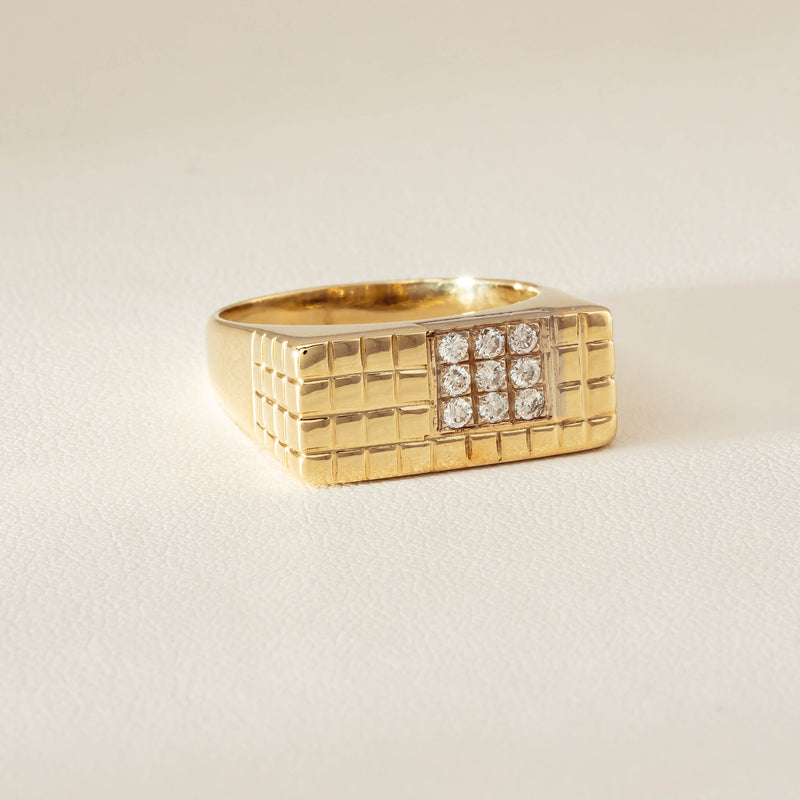 Deja Vu 14ct Yellow Gold .22ct Diamond Signet Ring