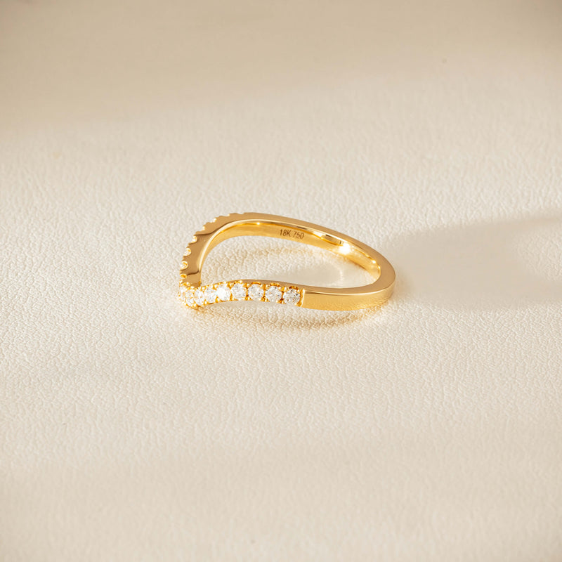 18ct Yellow Gold .30ct Diamond Curved Bella Band