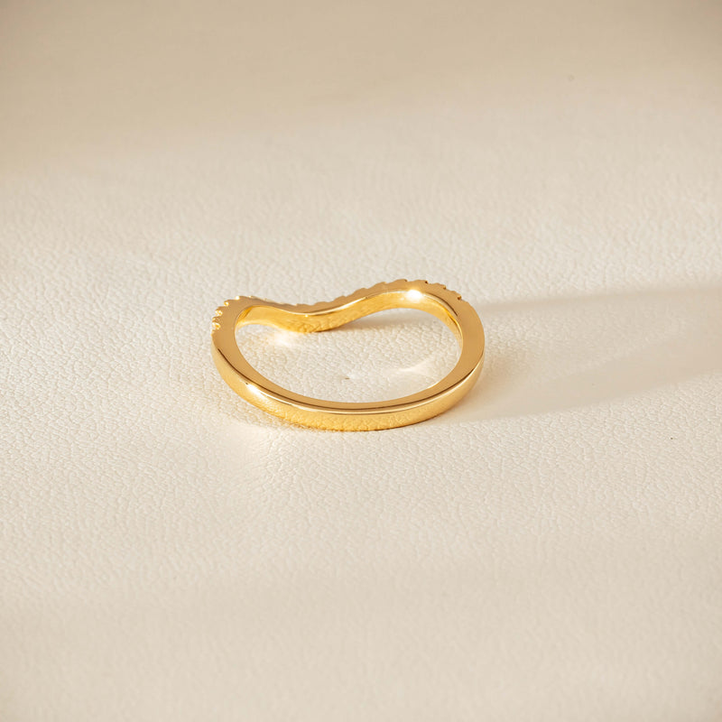 18ct Yellow Gold .30ct Diamond Curved Bella Band