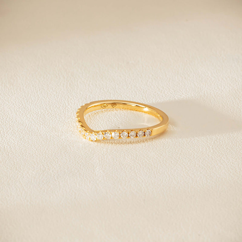 18ct Yellow Gold .30ct Diamond-Set Curved Band