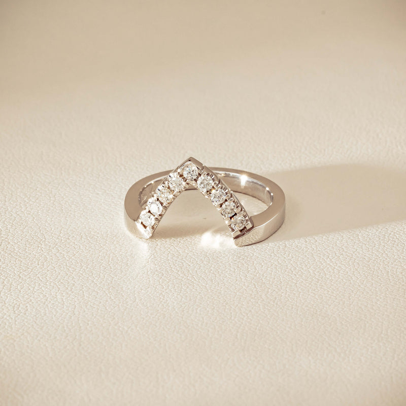 Deja Vu 18ct White Gold .27ct Diamond V-Shaped Band - Ring - Walker & Hall