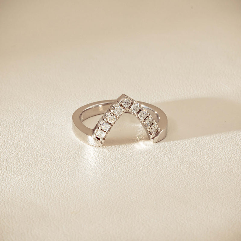 Deja Vu 18ct White Gold .27ct Diamond V-Shaped Band - Ring - Walker & Hall