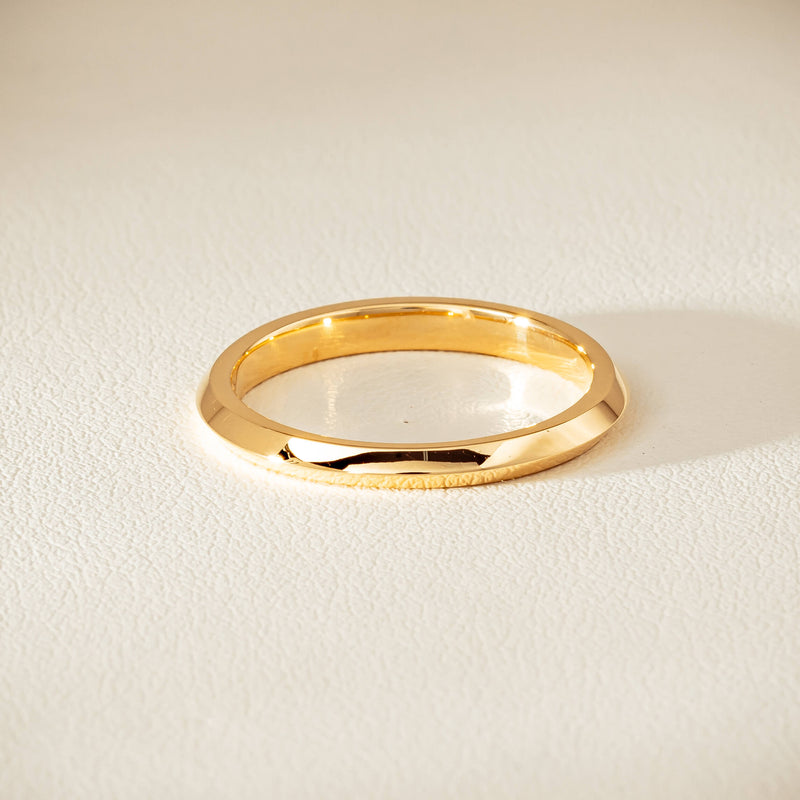 18ct Yellow Gold Venetian Band - Ring - Walker & Hall