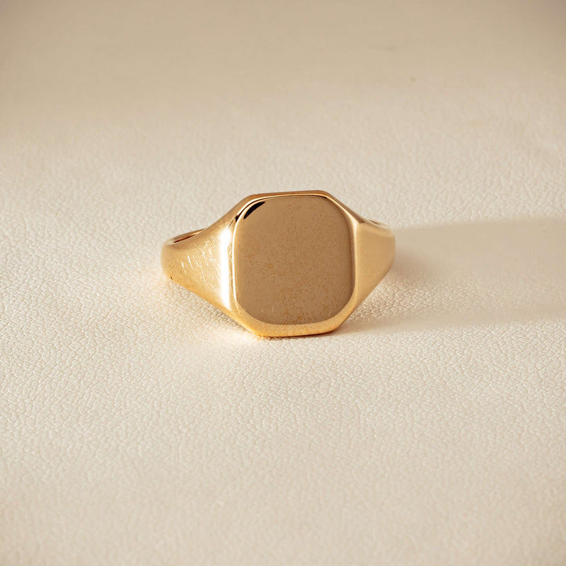 Deja Vu 9ct Yellow Gold Rectangular Signet Ring - Ring - Walker & Hall