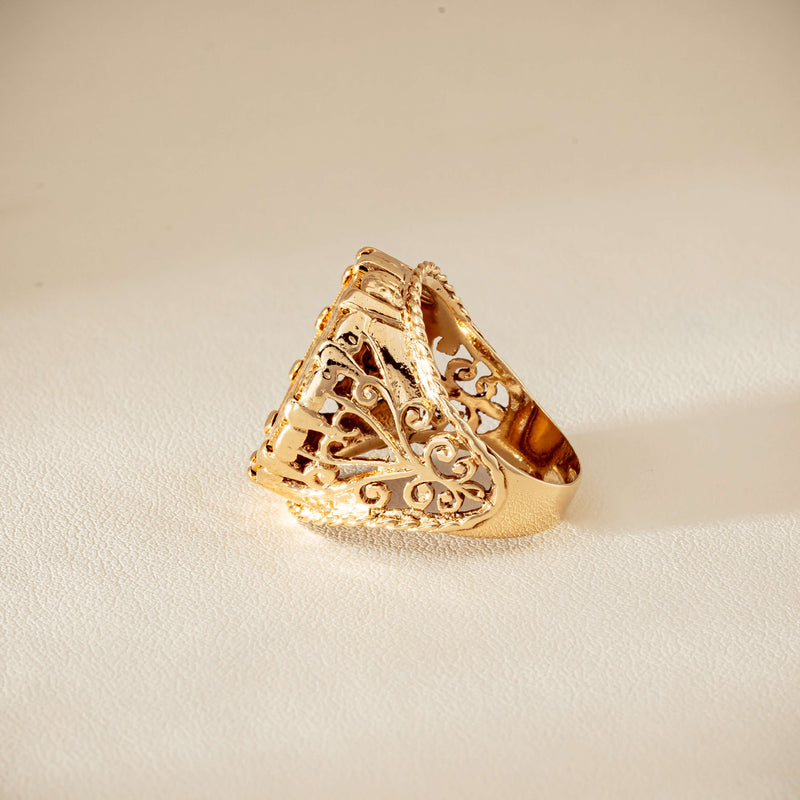 Vintage 9ct Yellow Gold Ring with 22ct Half Sovereign 1973 - Ring - Walker & Hall
