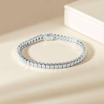 18ct White Gold 5.47ct Emerald-Cut Diamond Tennis Bracelet - Bracelet - Walker & Hall