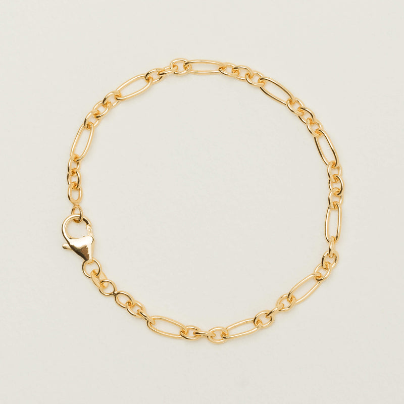 9ct Yellow Gold Oval Figaro Bracelet - Bracelet - Walker & Hall
