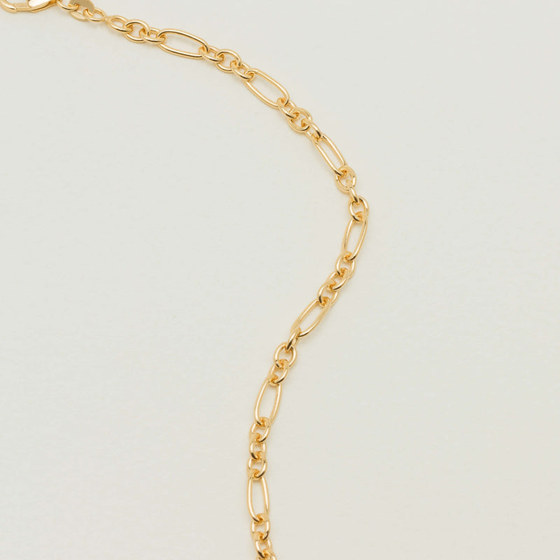 9ct Yellow Gold Oval Figaro Bracelet - Bracelet - Walker & Hall
