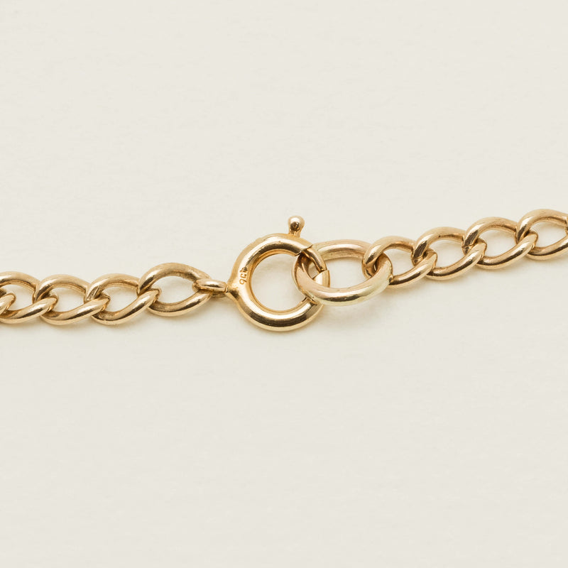 Deja Vu 9ct Yellow Gold Curb Link Bracelet 18cm - Bracelet - Walker & Hall