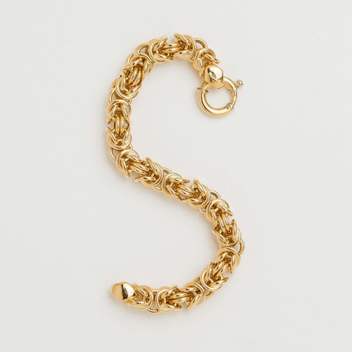 Deja Vu yellow gold byzantine bracelet