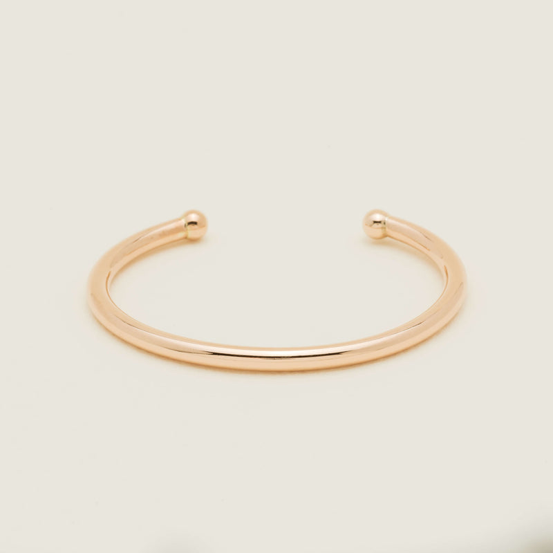 Deja Vu 9ct Rose Gold 4mm Torque Bangle - Bracelet - Walker & Hall