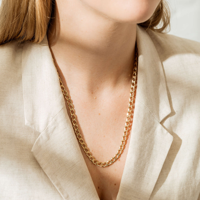 Deja Vu 9ct Yellow Gold Curb Link Necklace-Necklace-Walker & Hall