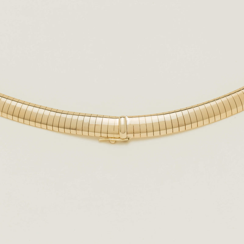 Deja Vu 14ct Yellow Gold 7.4mm Omega Chain Necklace - Necklace - Walker & Hall