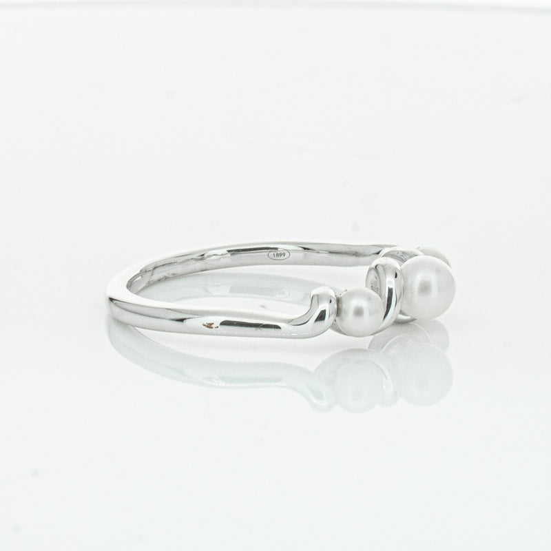 18ct White Gold Akoya Pearl Margaux Ring-Ring-Walker & Hall