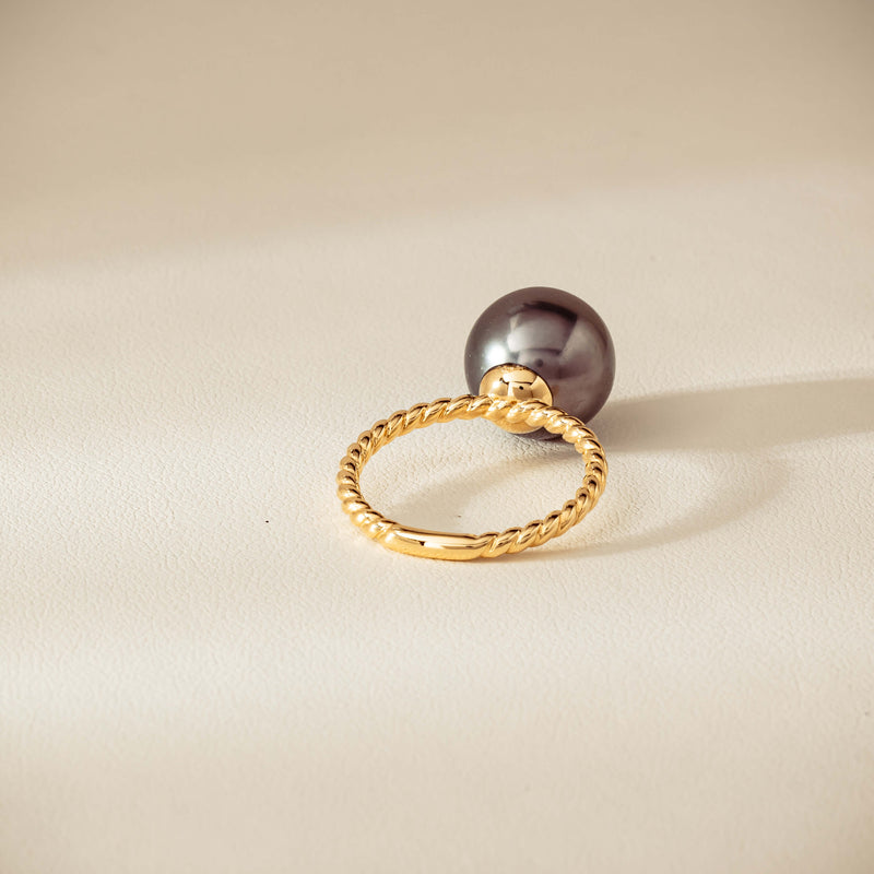 18ct Yellow Gold 12mm Black Pearl Twine Ring - Ring - Walker & Hall